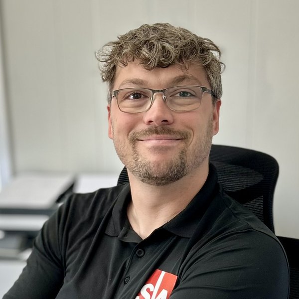 Matthew Eades, Inside Sales and Procurement